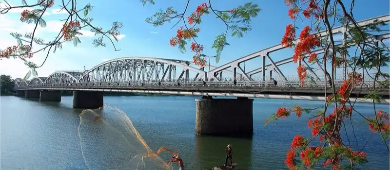 Pont de Truong Tien