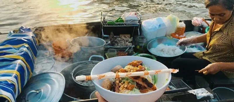 Saveurs et spécialités à ne pas manquer - Découverte marchés flottants Vietnam Saveurs et spécialités à ne pas manquer - Découverte marchés flottants Vietnam