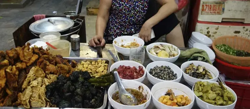 Street food et cantines locales Street food et cantines locales