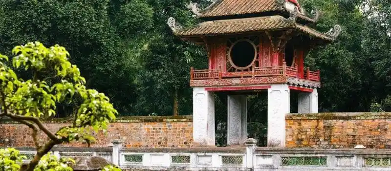 Temple de la Littérature Hanoi Voyage de luxe au Vietnam Temple de la Littérature Hanoi Voyage de luxe au Vietnam