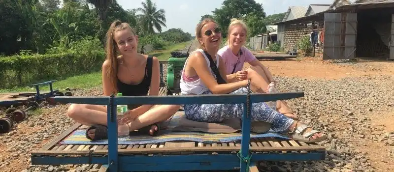 Train de bambou à Battambang Cambodge Train de bambou à Battambang Cambodge