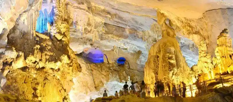 Voiture chauffeur Phong nha Dong Hoi Quang binh Voiture chauffeur Phong nha Dong Hoi Quang binh