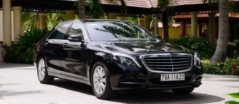 Voiture chauffeur privé local au Vietnam Voiture chauffeur privé local au Vietnam