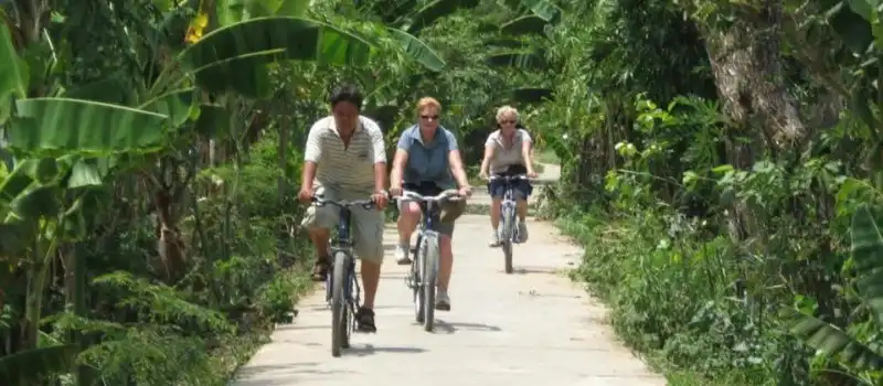 Voyage dans le Sud du Vietnam à vélo