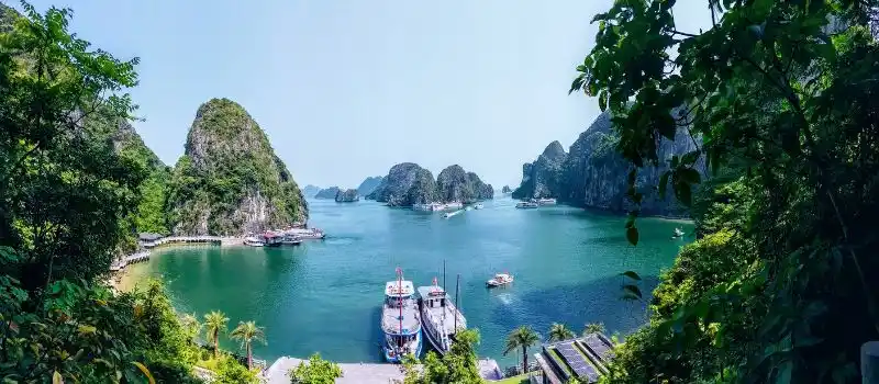 Voyage en famille au Vietnam: Baie Halong, une merveille pour les familles Voyage en famille au Vietnam: Baie Halong, une merveille pour les familles