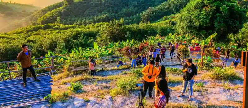 Voyager au Laos avec un guide local parlant votre langue Voyager au Laos avec un guide local parlant votre langue